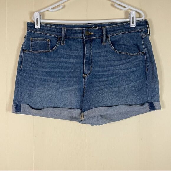 Universal Thread Denim Jean Shorts - Picture 1 of 3